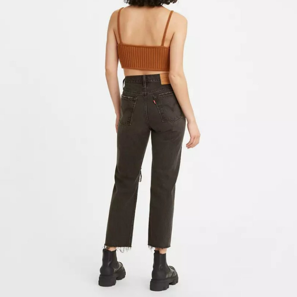 Levi’s Premium Black Distressed Wedgie Straight Jeans - Size 25x28 - Picture 2 of 6